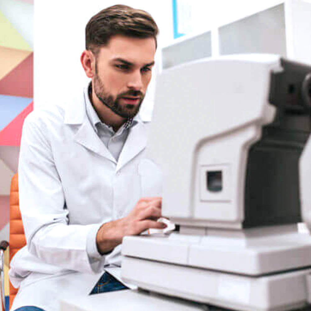 optometrist in Centerville